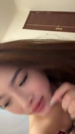 今年下海最美御姐之一【仙女】无节制的无套啪啪 男的鸡巴太小 要虚脱，御姐修长的美腿玉足和蜜臀，太吸睛了 截图3