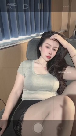 最新抖音泄密！大奶风骚熟女【小妈】骚舞自慰啪啪 截图13