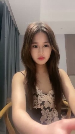 新人秀！~神仙级小仙女【李鹿林】，我的小女神在酒店被干了~痛心痛心，而且他妈的套也不带 截图1
