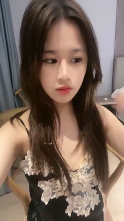 新人秀！~神仙级小仙女【李鹿林】，我的小女神在酒店被干了~痛心痛心，而且他妈的套也不带 截图5