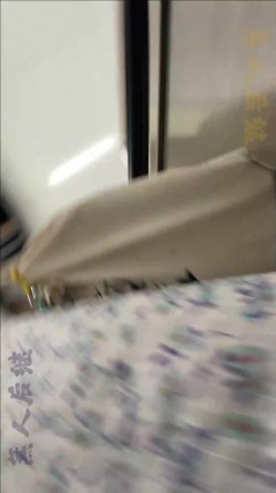 【经典CD】掀裙抄底大神【无人后继】126V完整合集[上]，就喜欢用手掀起小姐姐的短裙抄底 截图8