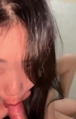 专约极品性感良家人妻，万里挑一的极品，趴窗边翘起翘臀迎接大肉棒进入，表面端庄人妻 私下反差母狗 截图6