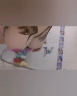 《百度云泄密》几十万人追踪的IG大奶网红极品私密视讯被曝光 截图3