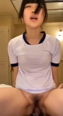 极品淫荡母狗VS胸下纹身女神性爱私拍甄选 跪舔J8 后入蜜桃丰臀 抽插粉穴 高清720P原版 截图12
