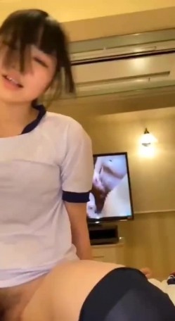 极品淫荡母狗VS胸下纹身女神性爱私拍甄选 跪舔J8 后入蜜桃丰臀 抽插粉穴 高清720P原版 截图16
