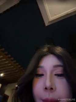 网红脸女神【za】豪华别墅~户外洗澡~阔阴~肛塞~贼刺激 截图12