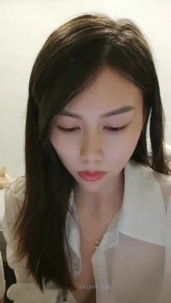 极品高颜冷艳御姐，反差小妈感女主播「金刚护撸娃」「小奶猫」激情淫语撩骚，和姐妹下海大秀，互舔互口假鸡巴互插 截图5