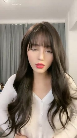 女神降临，明星气质顶级身材，人气大美人【小福贵儿】罕见大尺度，裸艳舞诱惑、道具紫薇、无套啪啪，高潮脸爽死人 截图5