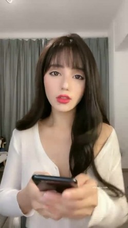 女神降临，明星气质顶级身材，人气大美人【小福贵儿】罕见大尺度，裸艳舞诱惑、道具紫薇、无套啪啪，高潮脸爽死人 截图10