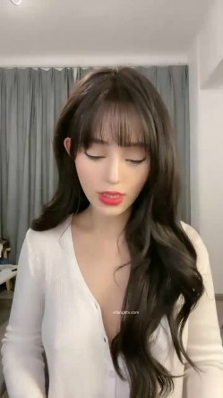 女神降临，明星气质顶级身材，人气大美人【小福贵儿】罕见大尺度，裸艳舞诱惑、道具紫薇、无套啪啪，高潮脸爽死人 截图14