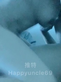 防身术传人，推特炮王【快乐叔叔】付费视频，玩的花，各种肉搏高质量小姐姐 截图9