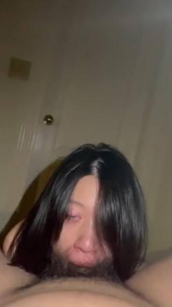 碰到这样的极品，就问你迷不迷煳吧？居然还是只白虎，按摩女技师干塌了！ 截图11