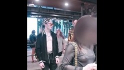 推特风韵人妻，【妻子的情欲世界】福利合集，各种透视装，大胆出街乳头激凸，与路人合影，玩得就是心跳！ 截图5