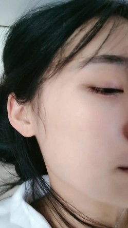 校花女神，超级清纯，【蔡蔡仙女】，冉冉升起的新星，她的微笑一秒让你想起初恋，还是脱光的初恋 截图12