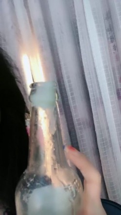 【性感电臀女王】高颜值妹子美乳夹夹子 动感音乐下舞动电臀 道具抽插鲍鱼好诱惑 截图4