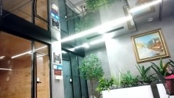 大神潜入国内洗浴中心更衣室化妆间贴身偷拍美女 差点被凑上来的少妇发现 截图14