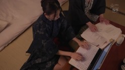 SSIS-837 憧れの美脚上司と出張先でまさかの旅館相部屋…酔ってはだけた浴衣から覗く純白肌に下心爆発した僕は。 星宮一花 截图1