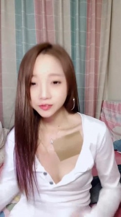 校园美女【符真】白月光女神 甜美尤物 白皙酥胸 近距特写 跳蛋狂震流白浆 截图15