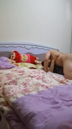 对白淫荡的朋友出差和他媳妇偷情比小姐技术还赞 截图14