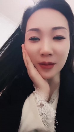 【泡泡马】白领御姐~! 白皙身材~户外刺激车震~无套啪啪 截图2