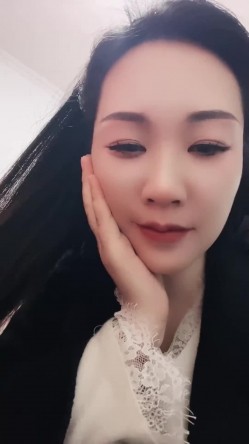 【泡泡马】白领御姐~! 白皙身材~户外刺激车震~无套啪啪 截图3