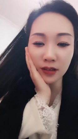 【泡泡马】白领御姐~! 白皙身材~户外刺激车震~无套啪啪 截图6