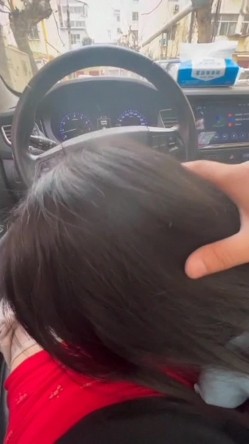 宾利车主肆意妄为约炮外围女车震深喉口爆 按着头使劲裹 果然是车标决定女人质量 截图15
