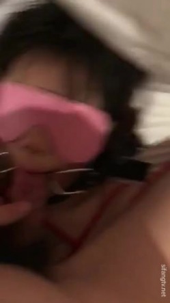 【重磅泄密流出】清纯小美女啪啪调教视频流出（完整版）75V+129P 截图2