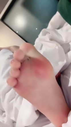 顶级新人校花【西不西】下海福利，狂吃大屌无套啪啪内射干爽 截图4