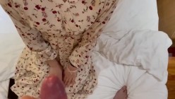 拿起手机记录生活【精品泄密】兰州马辉母狗露脸自拍主打真实，全部露脸 截图16