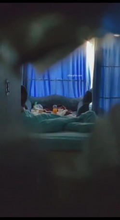 【极品稀缺猫眼偷拍】超刺激猫眼偷窥酒店情侣造人啪啪做爱 叫声淫荡 不一样的视觉体验 比酒店偷拍更刺激 情侣篇 截图4