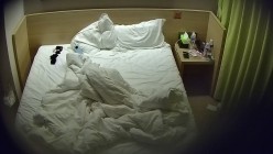 精品酒店偷拍貌似学霸的学生情侣眼镜妹子和男友入住三天两夜怒操多次极尽的释放 截图8