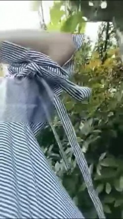 儿子你妈被草了花族教主勾搭个工厂打工仔到野外高压电架下打野战 截图4