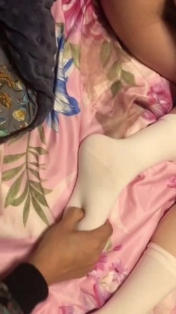 高冷女神被同班小伙多次套路MJ丝袜 道具 制服各种玩弄 截图7