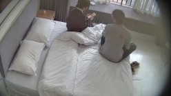 酒店偷拍高校眼镜婊班花被小伙追到手周末带出来操穴 干了几次 截图3