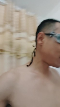 气质风骚黑丝性感人妻，颜值不错露脸跟大哥啪啪，口活超棒让大哥玩逼吃奶子，床上多体位无套抽插浪叫不止 截图12