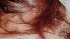 海角大神【亲姐的诱惑】网购洁白豪华婚纱，白丝袜美腿酒店啪啪吞精，姐姐太爽了 忍不住大声叫，又害怕隔壁房间听得到 截图11