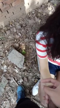 《重磅 隐私曝光》渣男分手后报复流出~徐州学生妹小赵与校男友不雅露脸自拍~毒龙肛交SM野战教室口交~挺好的妹子被调教狠反差 截图9