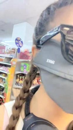 重磅，火爆健身尤物，【健身桃桃】，高端场会牛郎嗑药操喷，欲望得到了充分释放，水不停，被操的高潮好多次 截图3