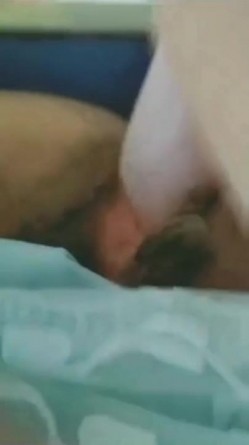 小学老师在教室上课时发骚用小怪兽自慰还把丝袜和短裤脱了我咋没碰到这样的老师 截图6