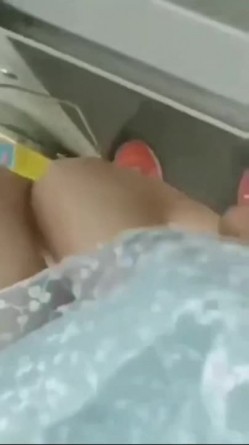 小学老师在教室上课时发骚用小怪兽自慰还把丝袜和短裤脱了我咋没碰到这样的老师 截图9
