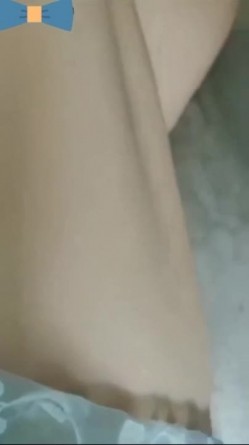 小学老师在教室上课时发骚用小怪兽自慰还把丝袜和短裤脱了我咋没碰到这样的老师 截图14