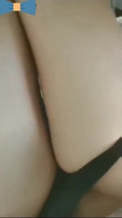 小学老师在教室上课时发骚用小怪兽自慰还把丝袜和短裤脱了我咋没碰到这样的老师 截图16