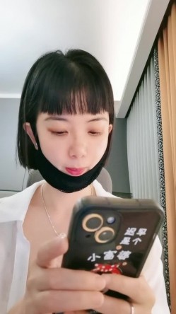推荐！G奶女神！奶子超级大~【暖暖】揉穴自慰！撸到肾虚，纯天然无添加，白得能看到血管，超赞 截图4