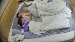 酒店偷拍连续入住几天的大学情侣身材不错的马尾女和男友三天的性爱生活 截图11