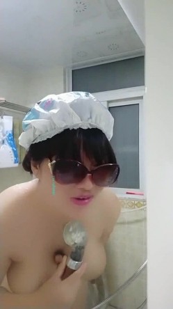 最新价值500国产孕妇奶妈群流出私拍集 很是骚气的奶妈粉丝福利 挤奶自慰直播洗澡 截图13