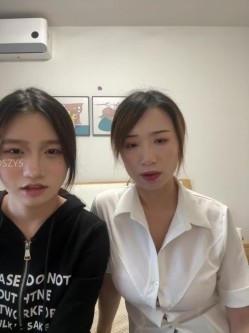 ️清纯主播【202509yoyo】表姐带着表妹下海直播、在线教口活、练习做爱姿势 截图11