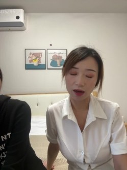 ️清纯主播【202509yoyo】表姐带着表妹下海直播、在线教口活、练习做爱姿势 截图14