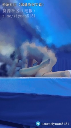 国内真实绿帽淫妻夫妇「济宁旺仔夫妻」她们接吻抠逼，让我给单男吃鸡吧，然后我竟然把他口射了，他前兆都没有直接射我嘴里了 截图12
