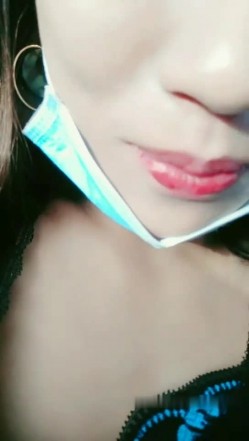 颜值不错骚气妹子野外车震第二部 开裆肉丝口交舔JJ拨开内裤抽插呻吟娇喘 截图1